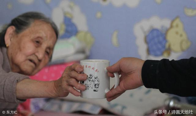 鹧鸪天雨后湖上看落花叶梦得(雨做的云为娘十赋鹧鸪天)(1)