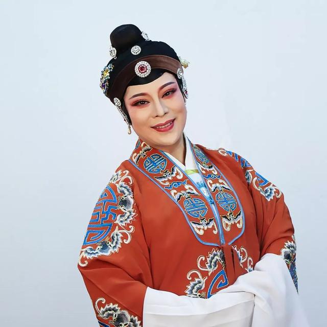 1997沪港越剧义演宗师齐聚舞台（深圳青越越剧团携骨子老戏碧玉簪）(4)