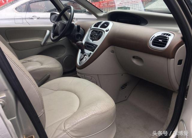 法系车的驾驶感受（法国人的浪漫你懂吗）(4)