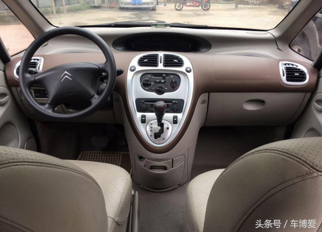 法系车的驾驶感受（法国人的浪漫你懂吗）(5)