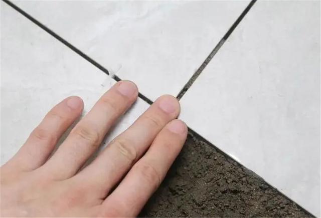 瓦工专门分贴瓷砖和不贴的吗（最好和瓦工确认好这7件事儿）(9)