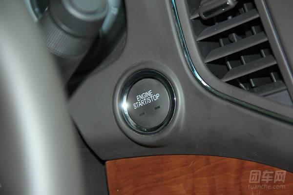 荣威950后驱还是前驱（双离合器变速箱全新荣威950静态体验）(12)