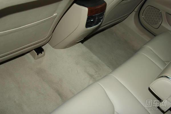 荣威950后驱还是前驱（双离合器变速箱全新荣威950静态体验）(14)