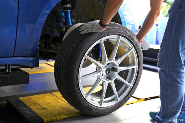 领克03+改装黑武士静态（外观帅操控好骚蓝色改装领克03）(19)