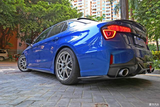 领克03+改装黑武士静态（外观帅操控好骚蓝色改装领克03）(2)