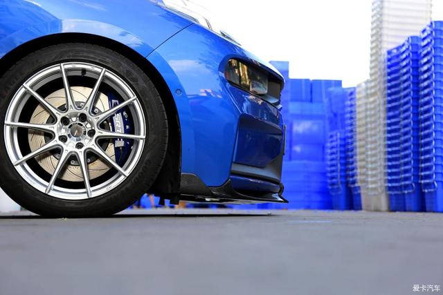 领克03+改装黑武士静态（外观帅操控好骚蓝色改装领克03）(30)