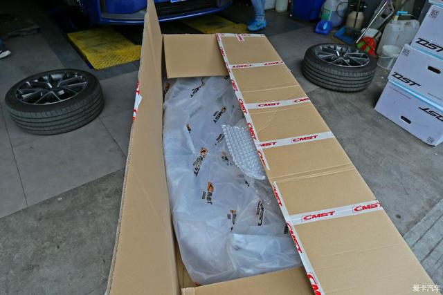 领克03+改装黑武士静态（外观帅操控好骚蓝色改装领克03）(4)