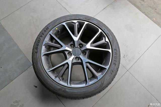 领克03+改装黑武士静态（外观帅操控好骚蓝色改装领克03）(6)