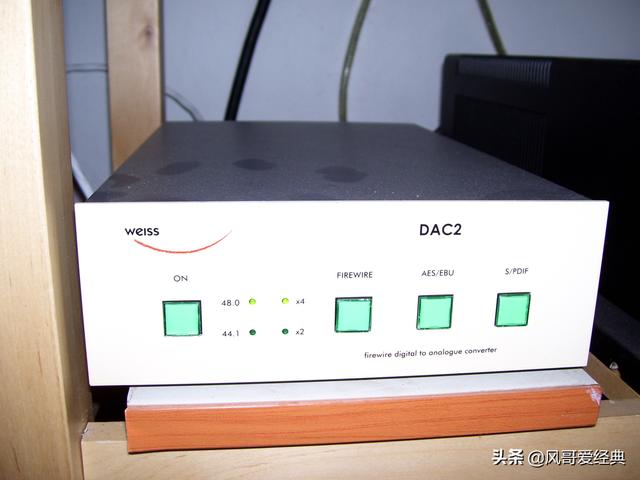 丹拿家庭音响试听慢摇（烧友家的小型音响试听活动）(4)