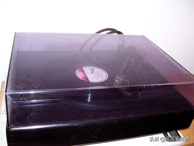 丹拿家庭音响试听慢摇（烧友家的小型音响试听活动）(5)