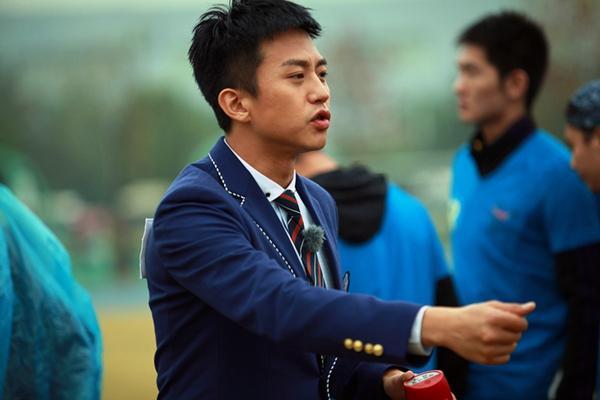 黄晓明邓超哪个地位高（邓超黄晓明华谊内部）(2)