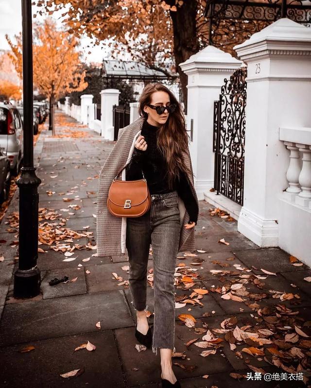 红棕色格纹西装外套怎么搭（还在穿老气的风衣）(22)