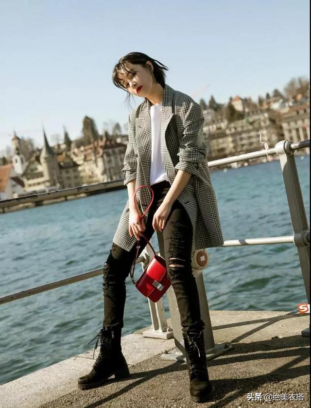 红棕色格纹西装外套怎么搭（还在穿老气的风衣）(9)
