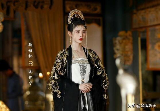 鞠婧祎怎么整的能做到保证脸不崩(总是拿妆容和造型说事)(4)