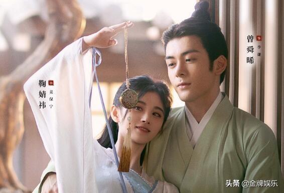 鞠婧祎怎么整的能做到保证脸不崩(总是拿妆容和造型说事)(7)