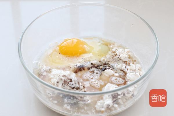 怎样不打发做平底锅蛋糕（平底锅竟然可以做蛋糕）(1)