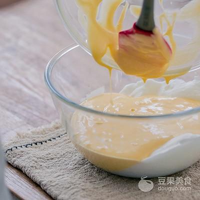 平底锅版蛋糕的家常做法（平底锅蛋糕的做法）(16)