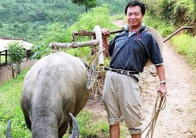 64岁廖伟雄复出拍戏（64岁廖伟雄复出拍戏）(9)