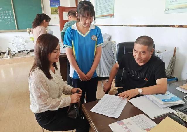 永州市优秀少先队辅导员（光荣啊红领巾）(3)