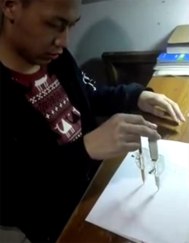 绿色科技小发明塑料瓶（高三男生发明电动圆规）(4)