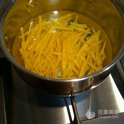 葡萄皮怎么做果脯（自制果脯柠檬皮糖）(8)