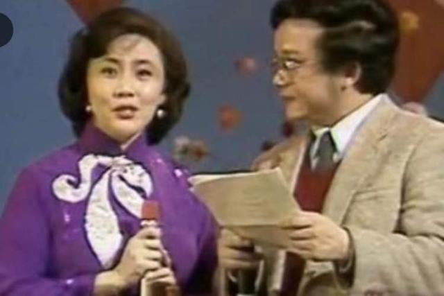 繁漪与周萍相差多少岁（1983-2023春晚四十年我来陪您想当年）(11)