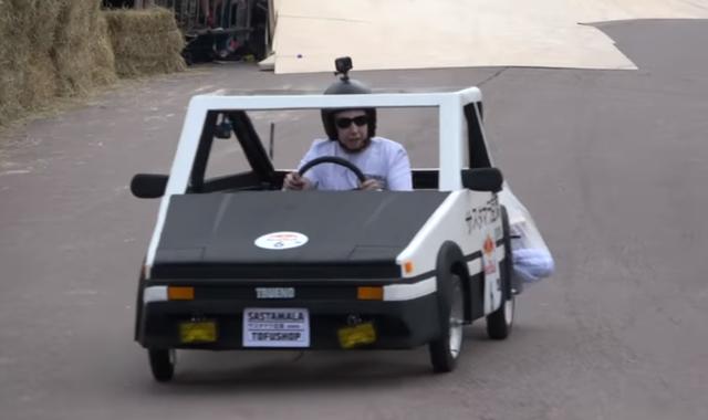 真人秋名山车神搞笑（网友吐槽外国举办）(3)