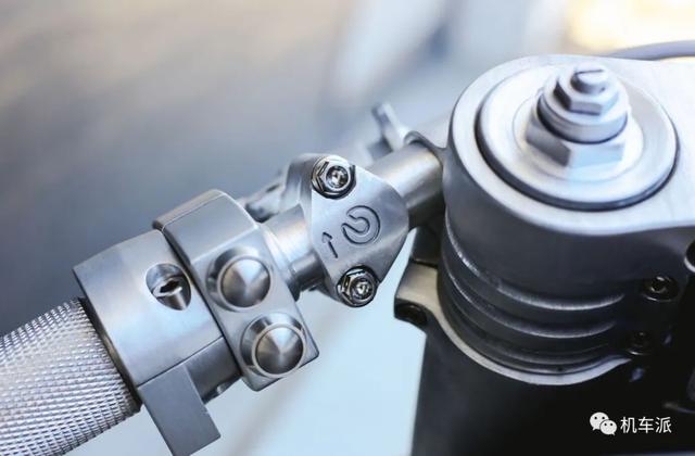 高性能改装版宝马(定制宝马K1100LT)(11)