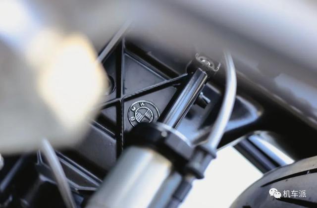 高性能改装版宝马(定制宝马K1100LT)(12)