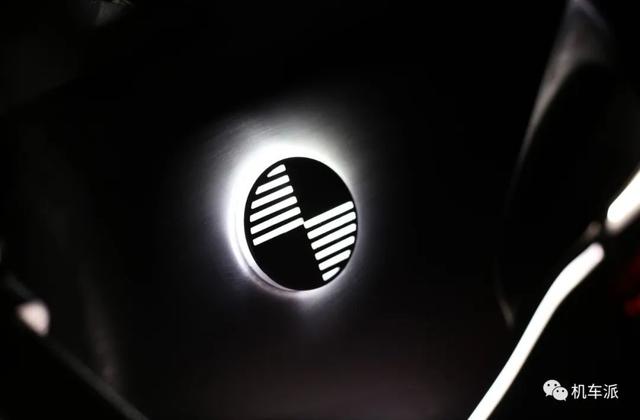 高性能改装版宝马(定制宝马K1100LT)(18)