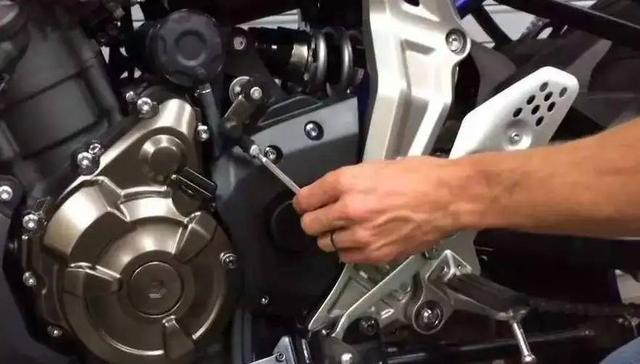 摩托车放置不骑怎么保养（爱车保养经验篇）(1)