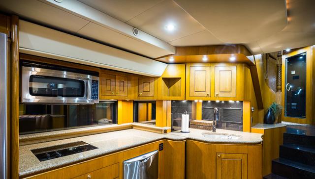 公认十大最好房车（史上最大房车111平方重30吨）(23)