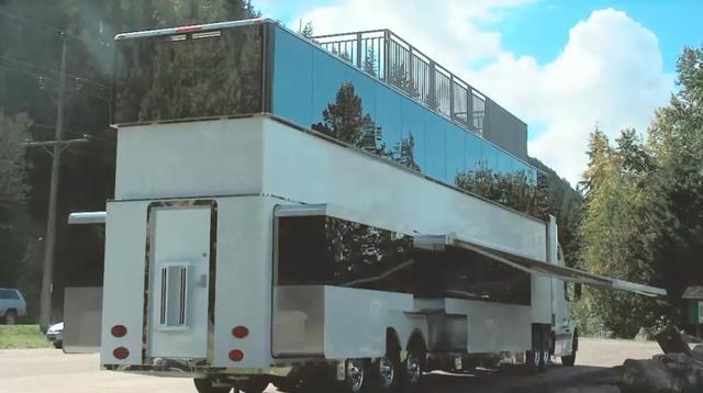 公认十大最好房车（史上最大房车111平方重30吨）(6)