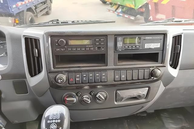 国五轻卡解放自卸车的参数(新年开工首选瑞沃金刚王)(14)