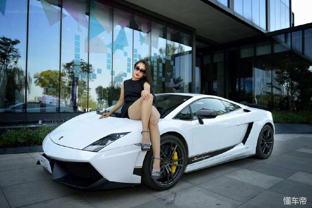 为什么有人不能开豪车（普通人进豪车店销售会有什么反应）(1)