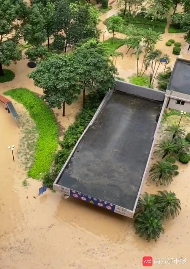 小区内涝是否归物业管（广州暴雨水浸车）(3)
