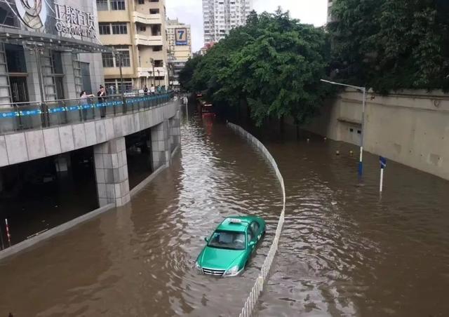 汽车水淹后有什么影响（又到家门看海季）(5)