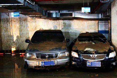 汽车水淹后有什么影响（又到家门看海季）(8)