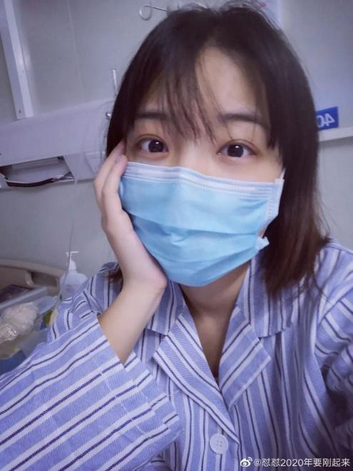 火神山病人对镜头挥手（王蒙祝福火神山女孩）(19)