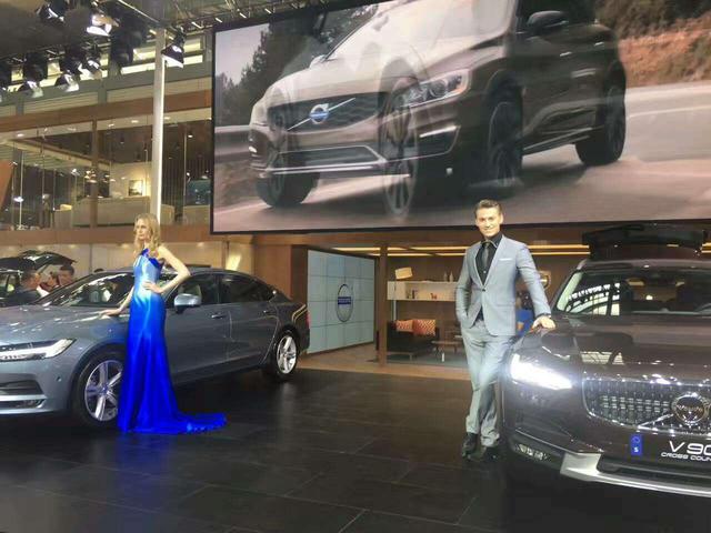 沃尔沃十几万新车有吗(西安车展沃尔沃展台有大动作)(12)