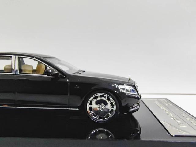 64梅赛德斯奔驰迈巴赫S600普尔曼（64梅赛德斯奔驰迈巴赫S600普尔曼）(7)