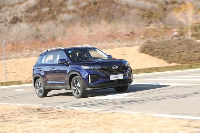 北京现代ix35新款2023落地价颜色(脱胎换骨车叔试驾北京现代全新ix35)(15)