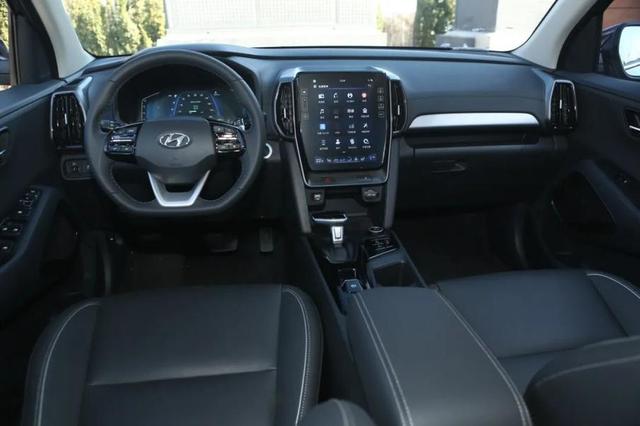 北京现代ix35新款2023落地价颜色(脱胎换骨车叔试驾北京现代全新ix35)(9)