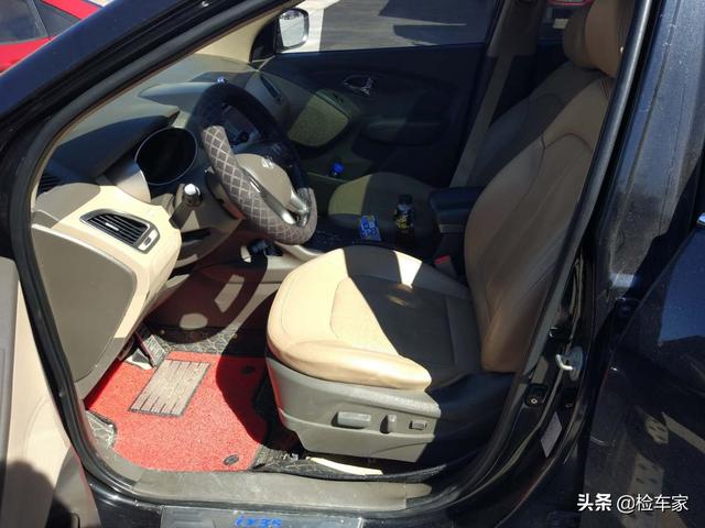 浙江新款北京现代ix35首付一万多（5万买台二手现代ix35值吗）(14)