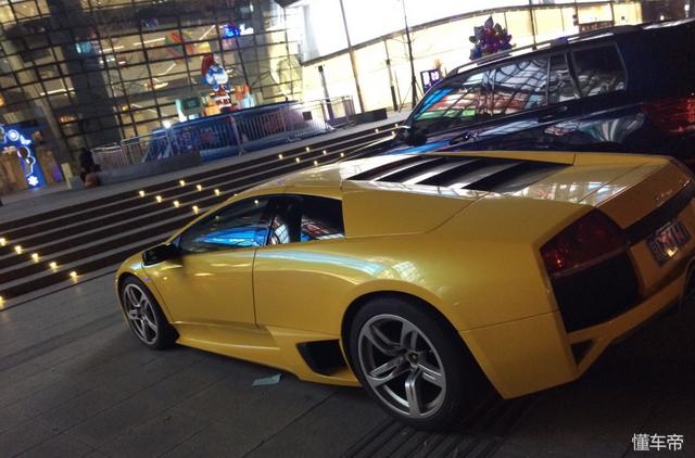 兰博基尼车型合影（5连号车牌兰博基尼）(4)