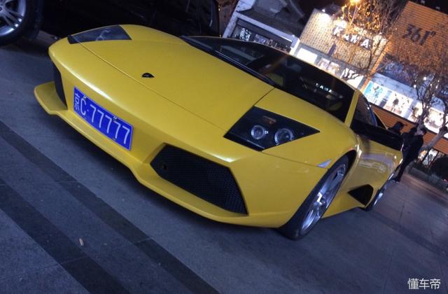 兰博基尼车型合影（5连号车牌兰博基尼）(5)