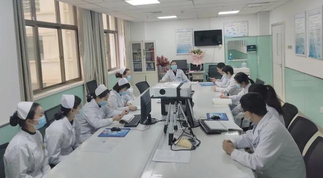 腹腔镜下子宫根治性切除术（开启微创技术新篇章）(1)