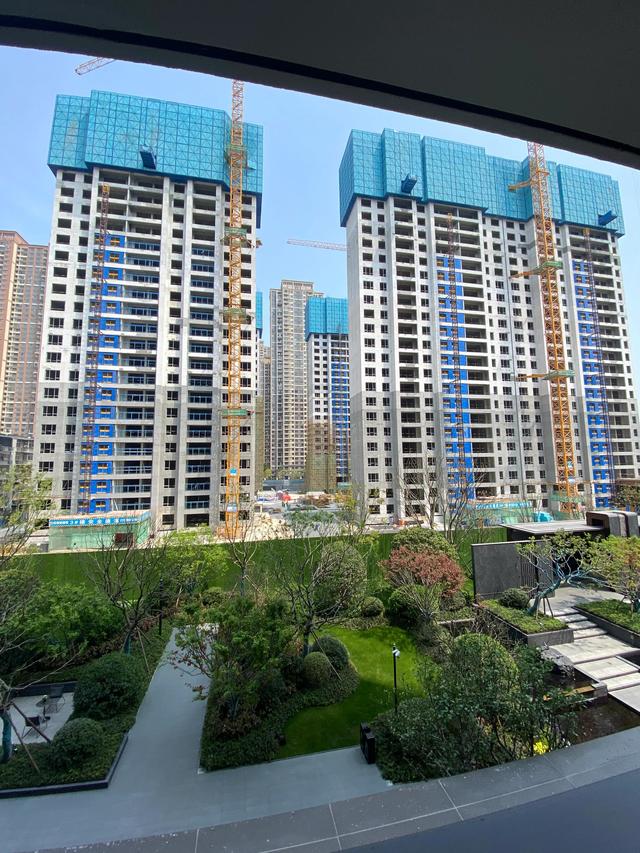 龙湖天璞在白沙洲升值哪个更快（天璞2.2万能买吗）(1)