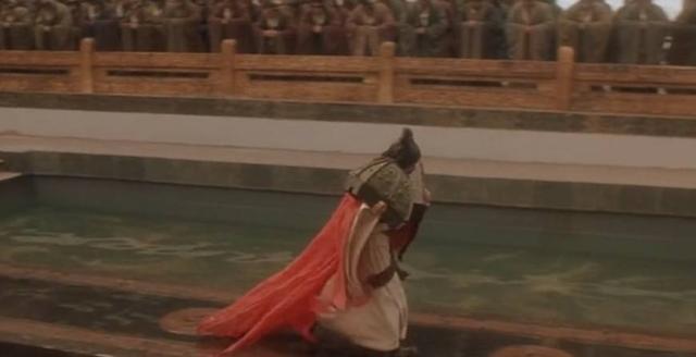 张丰毅搞笑名场面（张丰毅追着李雪健打水仗）(5)