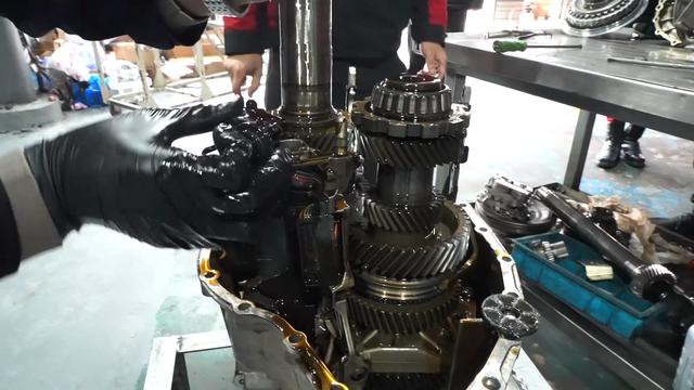 日产轩逸变速箱顿挫不换挡(日产轩逸变速箱维修案例分享)(16)